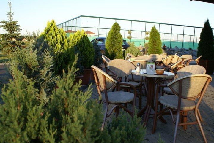 Sunset Motel Сомбатхей Экстерьер фото